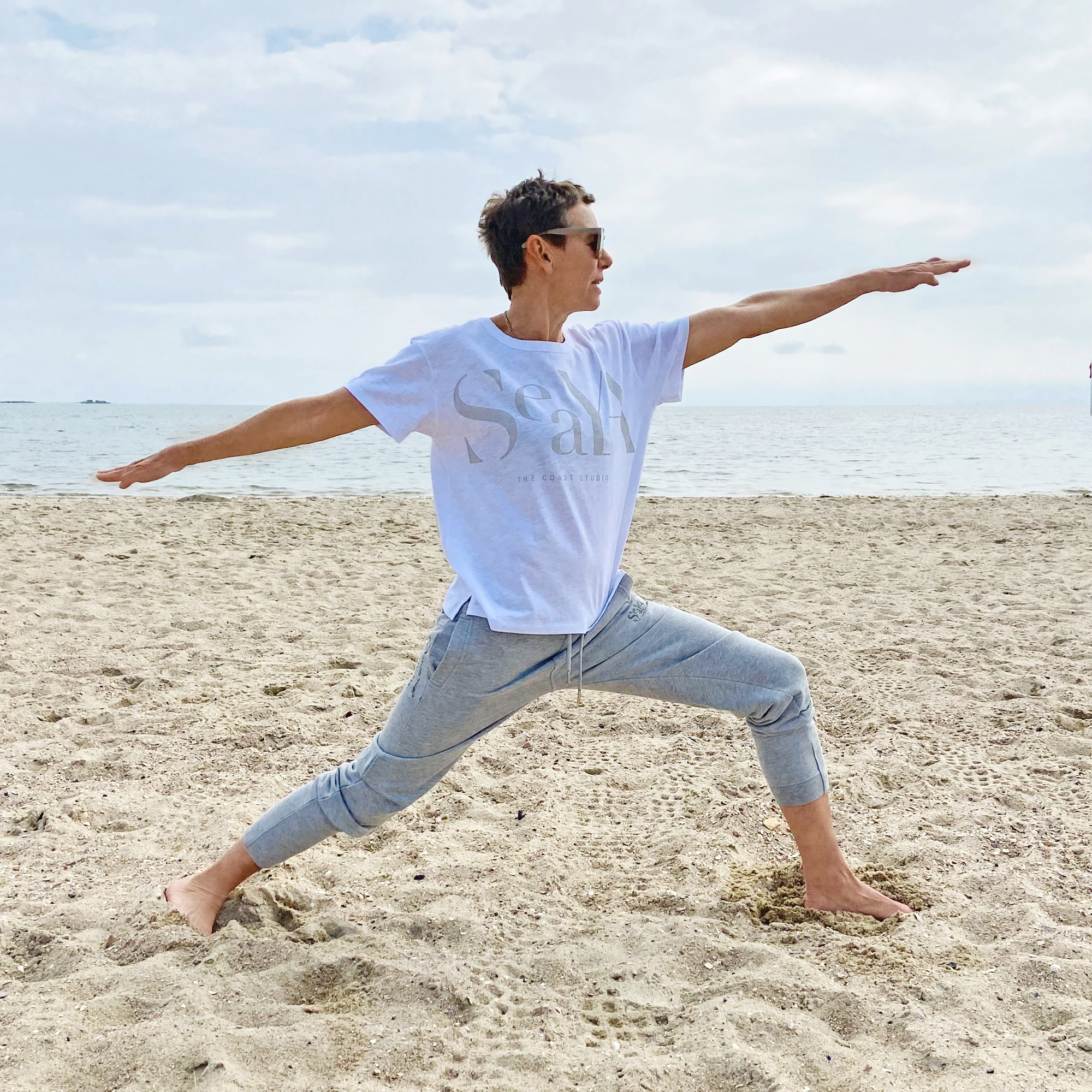 grau Melange Sweathose aus Organic Cotton mit Stickerei