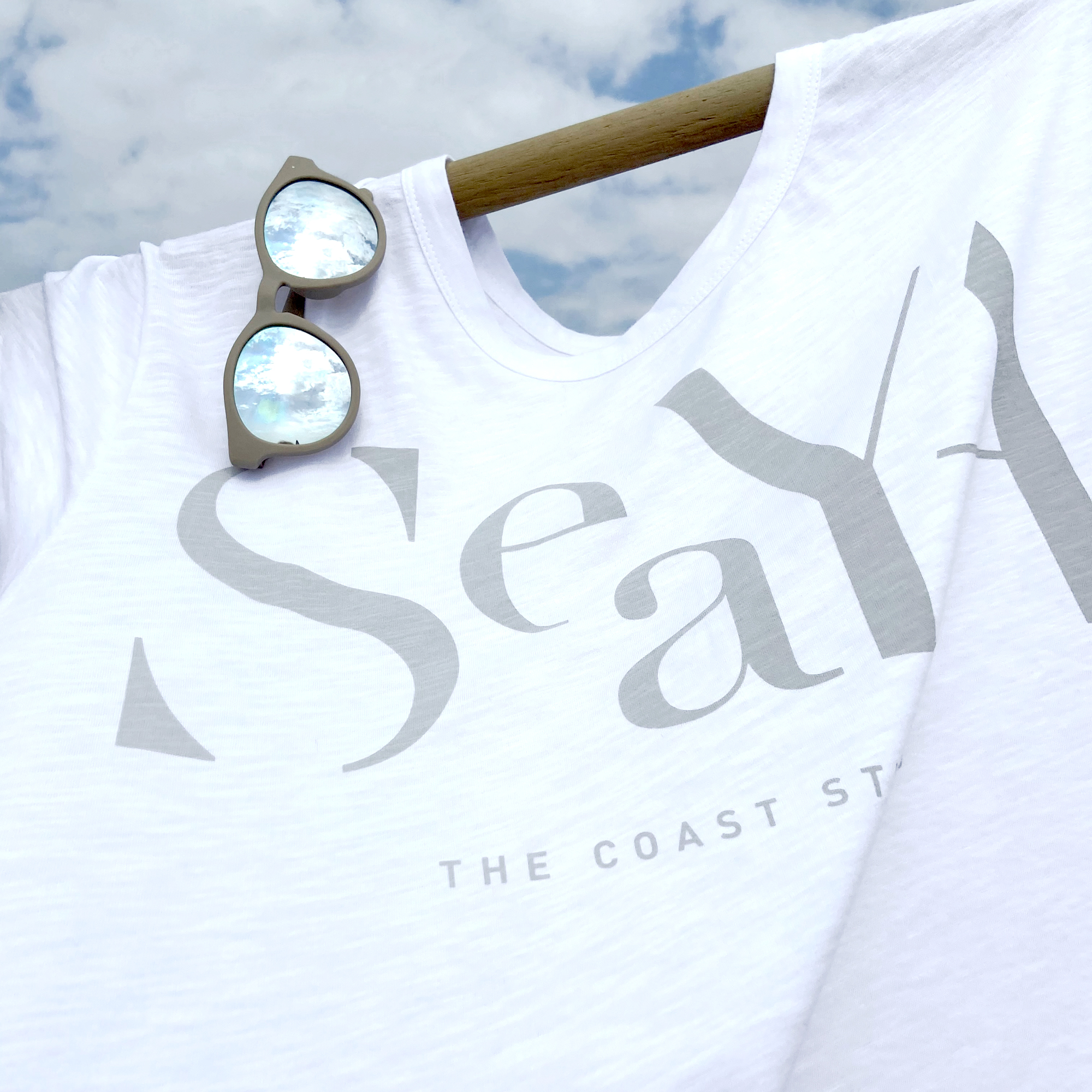 weißes T-Shirt aus Organic Cotton mit Druck